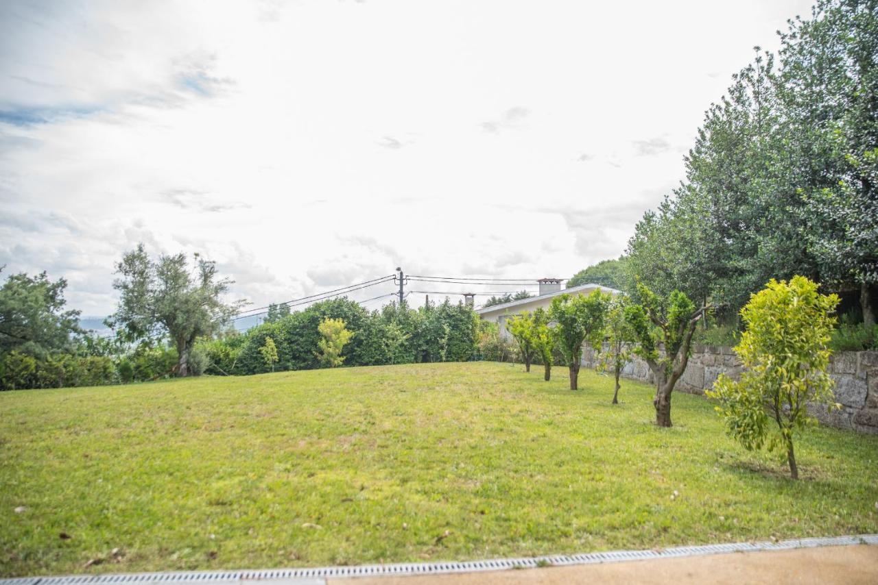 Villa Casa Do Bosque Barcelos Esterno foto